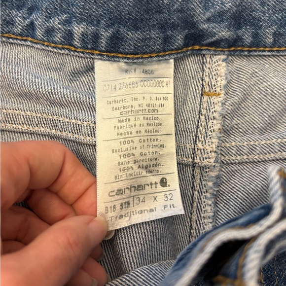 Carhartt Men's Traditional Fit Denim Jeans 34x32 - Picture 2 of 9